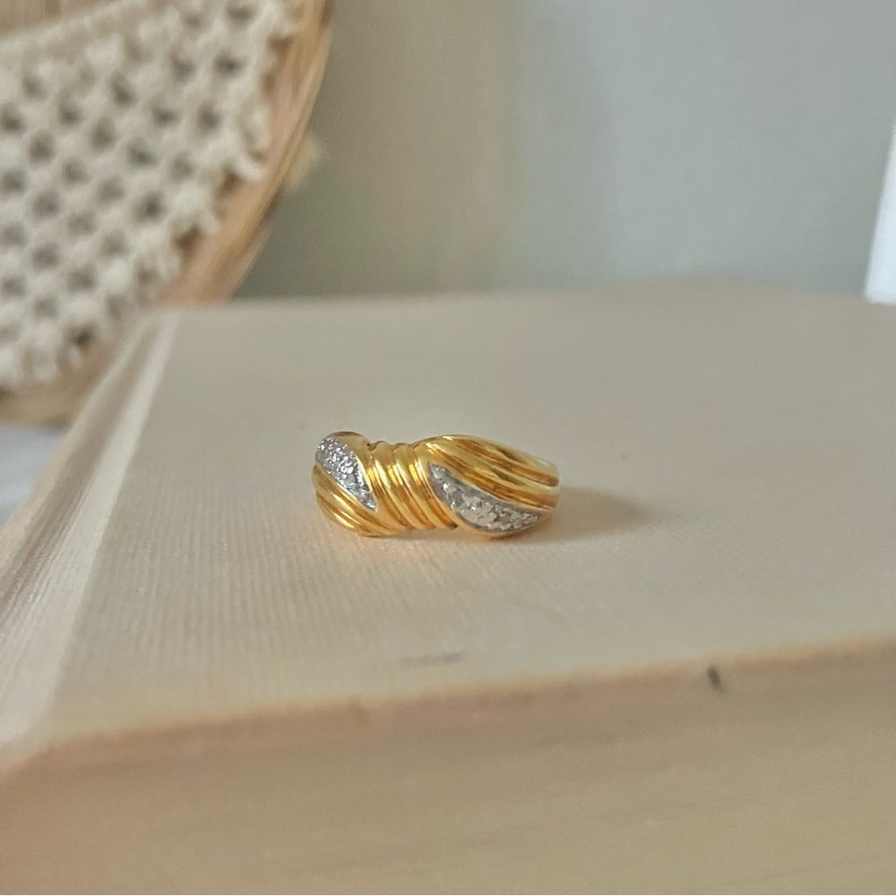 Ribbon Gold Silver Mixed Metal Pave Ring “Delores” Classic 90s Elegant Femme